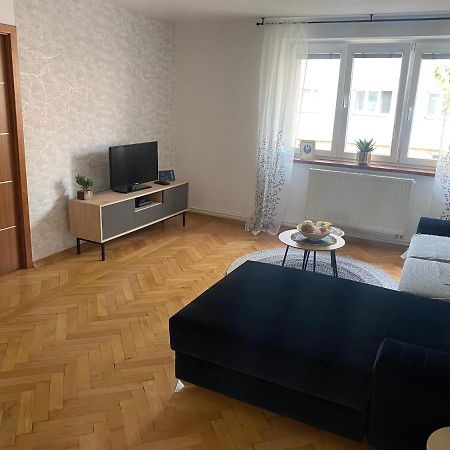 Appartement Apartman Visnovka à Pardubice Extérieur photo